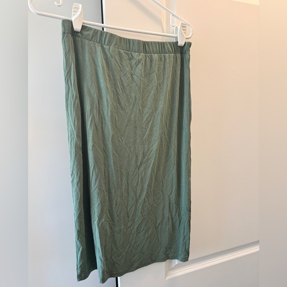 Never worn Vero Moda skirt - Picture 4 of 4